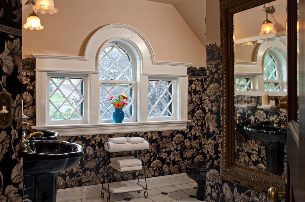 Old Rittenhouse Inn Bayfield Δωμάτιο φωτογραφία