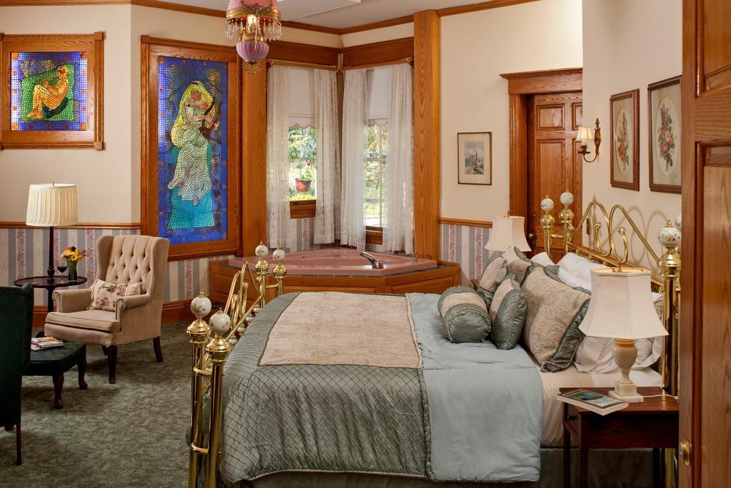 Old Rittenhouse Inn Bayfield Δωμάτιο φωτογραφία