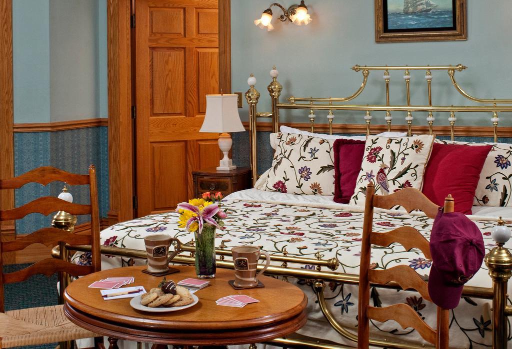 Old Rittenhouse Inn Bayfield Δωμάτιο φωτογραφία