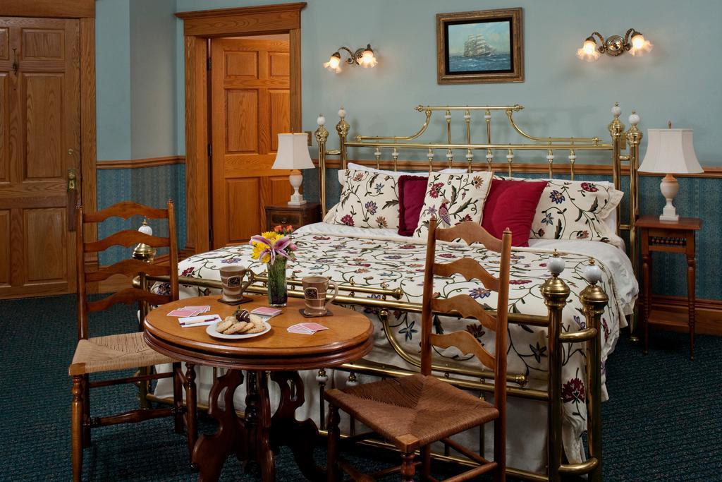 Old Rittenhouse Inn Bayfield Δωμάτιο φωτογραφία